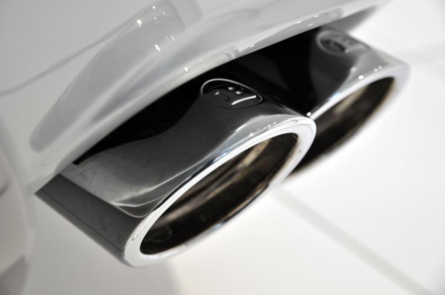  Mercedes-Benz SL-Class by Brabus 2012 года  (фото 20 из 46)